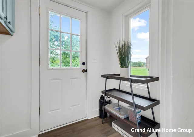 Photo 3 of Single family home for sale at 5119 18 Mile Rd Ne, Cedar Springs, MI 49319 | MLS# 65026047742 | Listing updated on 2026-09-09
