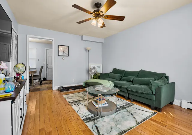Listing Photo 5 - Condo for sale in building located at 733 Wheaton Ave, Kalamazoo, MI 49008