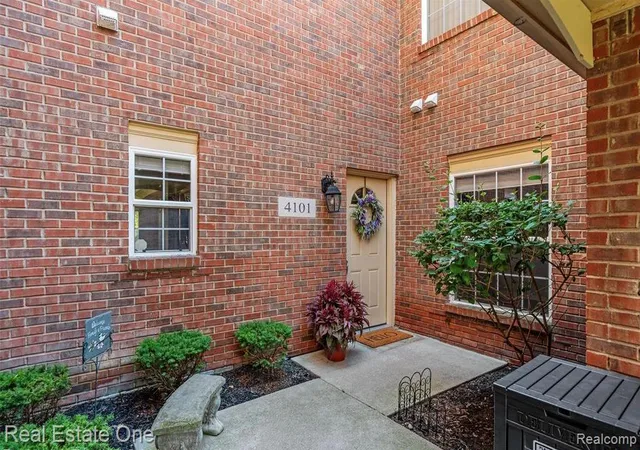 Photo 2 of Condo for sale at 4101 Cornerstone Dr, Canton, MI 48188 | MLS# 20261072464 | Listing updated on 2026-09-12