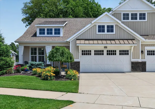 Listing Photo 5 - Condo for sale in building located at 6148 Harmon Grn Ave SW, Grandville, MI 49418