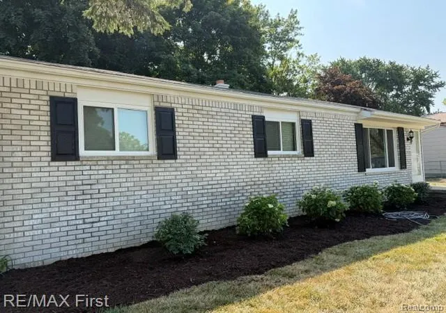 Photo 3 of Single family home for sale at 4225 Grace Ave, Wayne, MI 48184 | MLS# 20261072475 | Listing updated on 2026-09-11