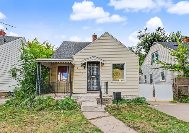 Photo 2 of Single family home for sale at 8119 Terry St, Detroit, MI 48228 | MLS# 20261072474 | Listing updated on 2026-09-14