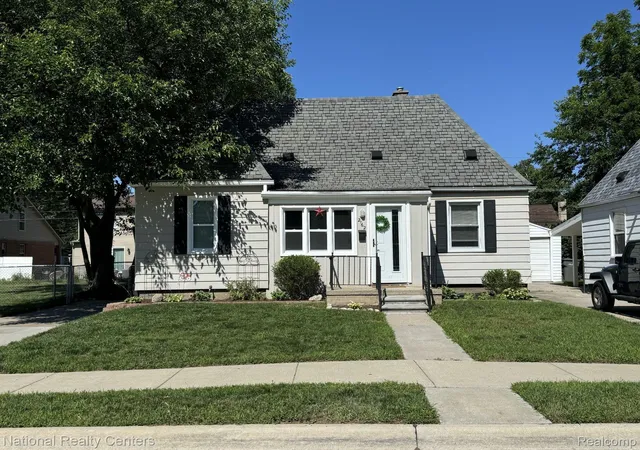 Photo 1 of Sale Pending at 2162 Homeplace St, Dearborn, MI 48124 | MLS# 20261072476 | Listing updated on 2026-10-05