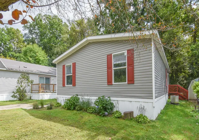 Photo 2 of Single family home for sale at 260 E Garfield Ave #Lot 137, Coldwater, MI 49036 | MLS# 62026047748 | Listing updated on 2026-09-10