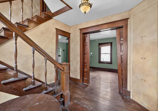 Photo 2 of Single family home for sale at 18 Armstrong St, Hillsdale, MI 49242 | MLS# 55026047750 | Listing updated on 2026-09-16