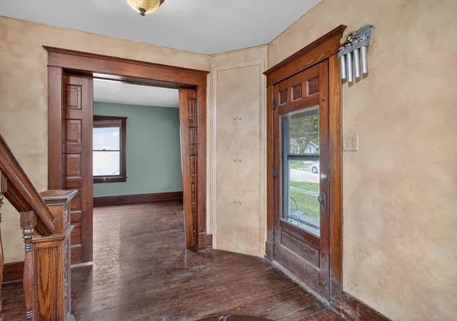 Photo 3 of Single family home for sale at 18 Armstrong St, Hillsdale, MI 49242 | MLS# 55026047750 | Listing updated on 2026-09-16