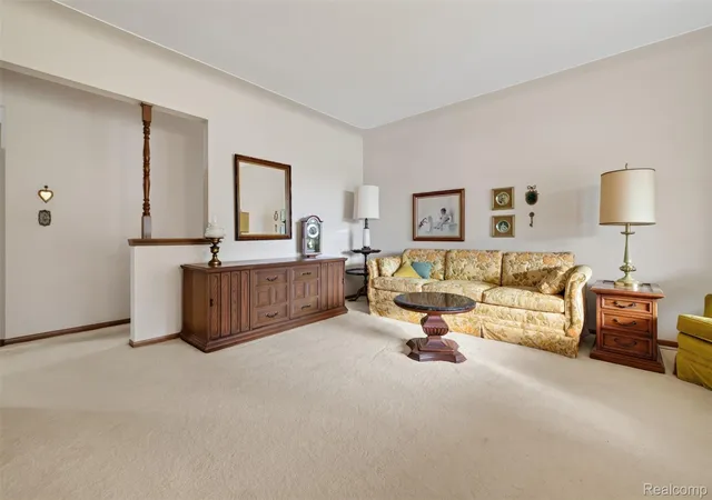 Photo 4 of Single family home for sale at 411 Tanview Dr, Oxford, MI 48371 | MLS# 20261072477 | Listing updated on 2026-09-12