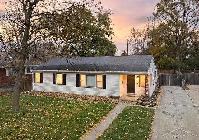 Photo 1 of Single family home for sale at 709 Maple St, Midland, MI 48640 | MLS# 61050221195 | Listing updated on 2026-09-10