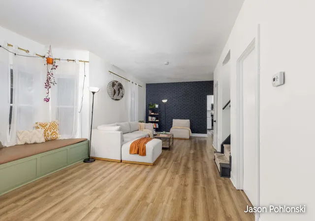 Photo 4 of Single family home for sale at 104 Sweet St NE, Grand Rapids, MI 49505 | MLS# 65026047759 | Listing updated on 2026-09-17