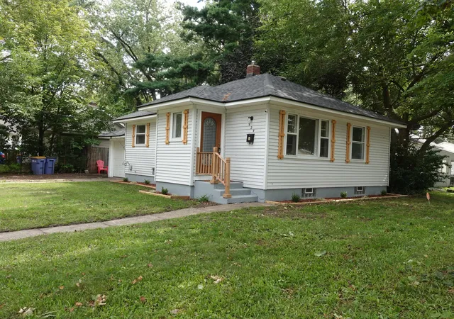 Photo 3 of Single family home for sale at 924 Griggs St Se, Grand Rapids, MI 49507 | MLS# 65026047761 | Listing updated on 2026-09-17