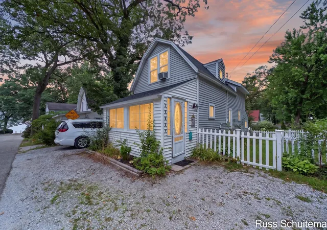 Photo 1 of Single family home for sale at 15831 Cherry St, Spring Lake, MI 49456 | MLS# 71026047760 | Listing updated on 2026-09-10