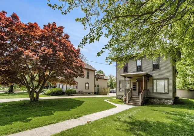 Photo 2 of Multi family home for sale at 127 Elm St, Kalamazoo, MI 49007 | MLS# 65026047763 | Listing updated on 2026-09-09