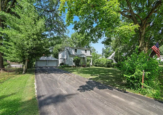Photo 4 of Single family home for sale at 10624 Borgman Ave, Van Buren Township, MI 48111 | MLS# 81026047775 | Listing updated on 2026-09-11