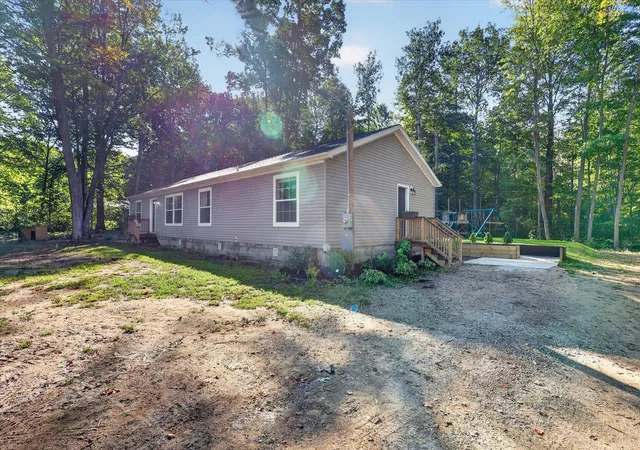 Photo 1 of Single family home for sale at 9633 W Howard City Edmore, Cato Township Montcalm, MI 48850 | MLS# 72026047790 | Listing updated on 2026-10-08