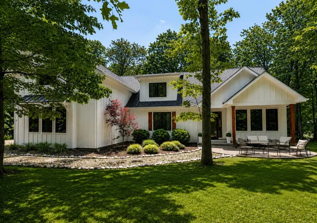 Photo 3 of Mansion for sale at 7 Preserve Way, New Buffalo, MI 49117 | MLS# 69026047784 | Listing updated on 2026-10-07
