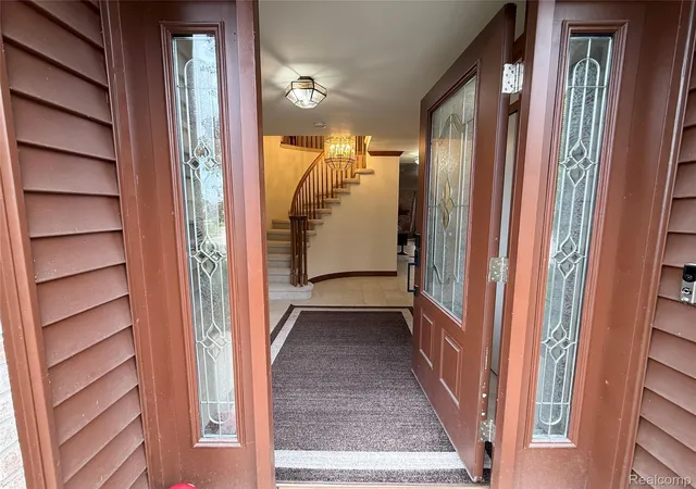 Photo 3 of Single family home for sale at 18589 Queensbury Dr, Livonia, MI 48152 | MLS# 20261072529 | Listing updated on 2026-09-13