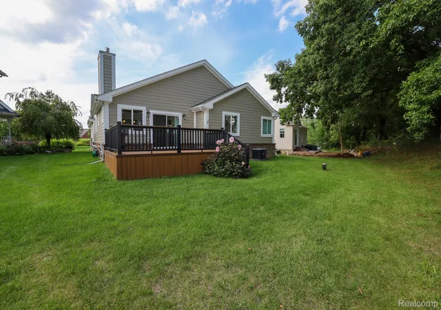 Photo 2 of Condo for sale at 7436 Village Ct, Davisburg, MI 48350 | MLS# 20261072550 | Listing updated on 2026-09-18