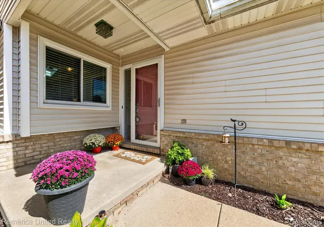 Photo 4 of Condo for sale at 61024 Evergreen Ct, South Lyon, MI 48178 | MLS# 20261072549 | Listing updated on 2026-09-12