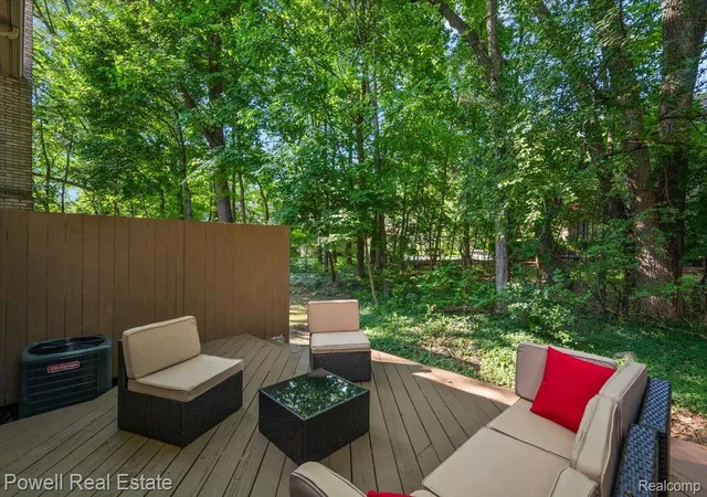 Photo 4 of Condo for sale at 1106 Timberview Trl, Bloomfield Hills, MI 48304 | MLS# 20261072558 | Listing updated on 2026-10-13