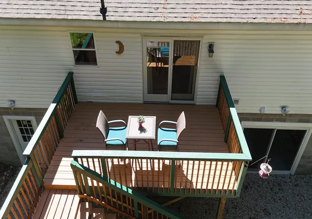 Photo 4 of Single family home for sale at 13057 N Cherrywood Ct, Northport, MI 49670 | MLS# 78080073354 | Listing updated on 2026-09-12