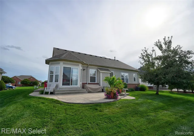 Photo 3 of Single family home for sale at 18243 Wingate Dr, Macomb, MI 48042 | MLS# 20261072568 | Listing updated on 2026-09-13