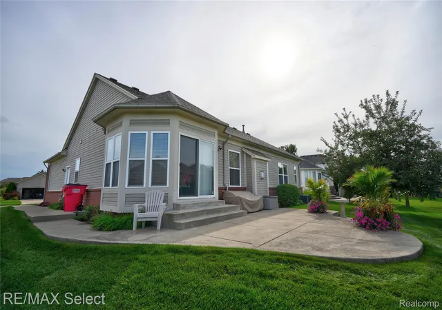 Photo 3 of Single family home for sale at 18243 Wingate Dr, Macomb, MI 48042 | MLS# 20261072568 | Listing updated on 2026-09-13