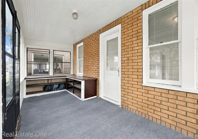 Photo 3 of Single family home for sale at 36 W Broadway St, Ecorse, MI 48229 | MLS# 20261072569 | Listing updated on 2026-10-12