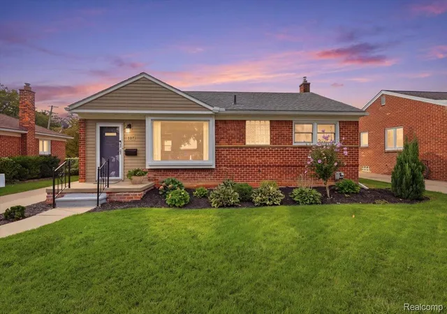 Photo 35 of Single family home for sale at 107 Jeffrey Ave, Royal Oak, MI 48073 | MLS# 20261072586 | Listing updated on 2026-09-13