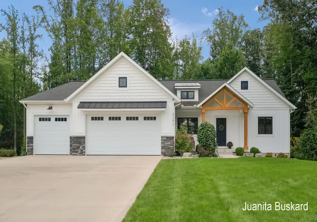 Photo 1 of Single family home for sale at 5392 Eaglepass Dr, Blendon Township Ottawa, MI 49426 | MLS# 65026047816 | Listing updated on 2026-10-02