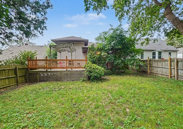 Photo 15 of Single family home for sale at 1220 Se Sylvan Ave, Grand Rapids, MI 49506 | MLS# 71026047813 | Listing updated on 2026-09-12