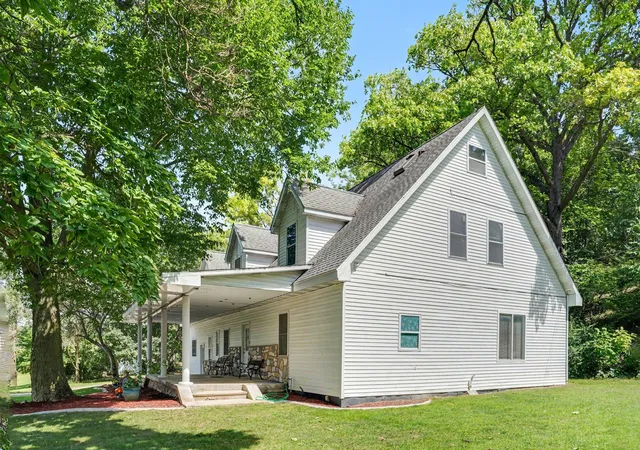 Photo 3 of Single family home for sale at 29102 US 12, Sturgis, MI 49091 | MLS# 68026047818 | Listing updated on 2026-09-22