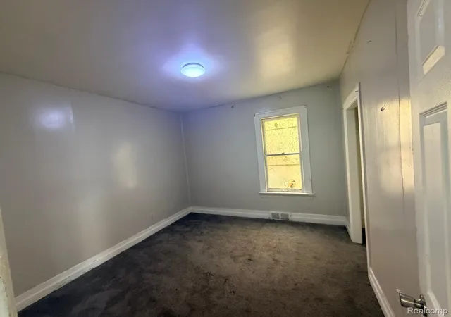Photo 4 of Multi family home for sale at 3262 Hanley St, Hamtramck, MI 48212 | MLS# 20261072598 | Listing updated on 2026-09-11
