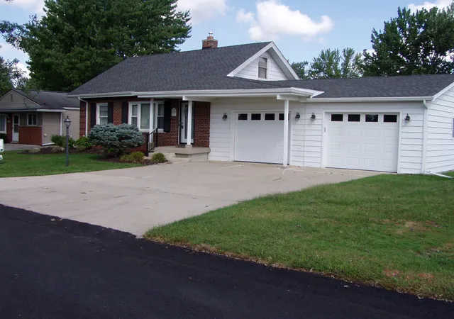 Single family home for sale at 33462 Krauter St, Westland, MI 48185 | MLS# 81026047827
