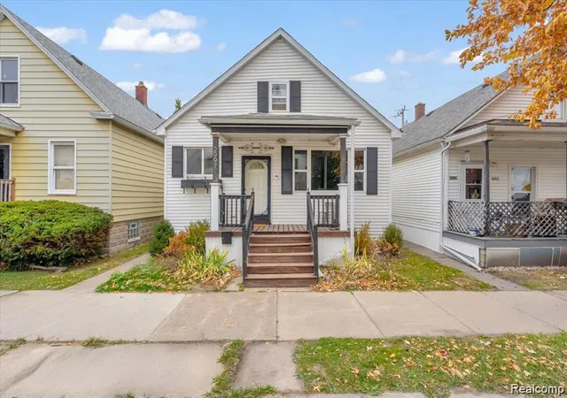 Photo 2 of Single family home for sale at 2997 Hanley St, Hamtramck, MI 48212 | MLS# 20261072617 | Listing updated on 2026-09-11