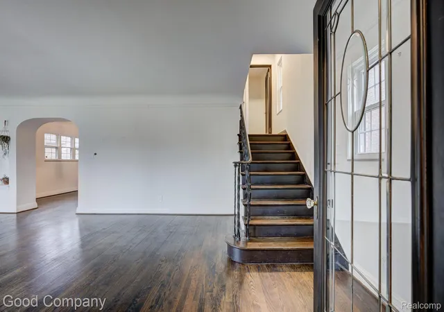 Photo 3 of Single family home for sale at 17205 Santa Barbara Dr, Detroit, MI 48221 | MLS# 20261072619 | Listing updated on 2026-09-11