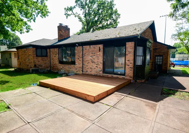 Photo 3 of Single family home for sale at 23040 Pembroke Ave, Detroit, MI 48219 | MLS# 81026047834 | Listing updated on 2026-09-17