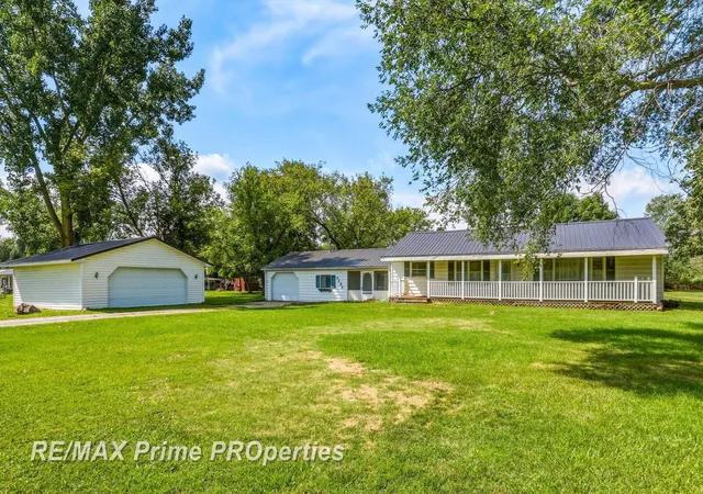 Photo 1 of Single family home for sale at 9284 Bray Rd, Millington, MI 48746 | MLS# 61050221233 | Listing updated on 2026-09-09