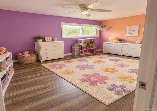 Photo 6 of Single family home for sale at 183 Scott Lake Rd, Waterford, MI 48328 | MLS# 20261072642 | Listing updated on 2026-09-11