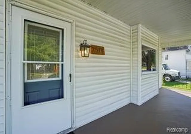 Photo 4 of Single family home for sale at 2518 Hermansau St, Saginaw, MI 48602 | MLS# 20261072646 | Listing updated on 2026-09-11