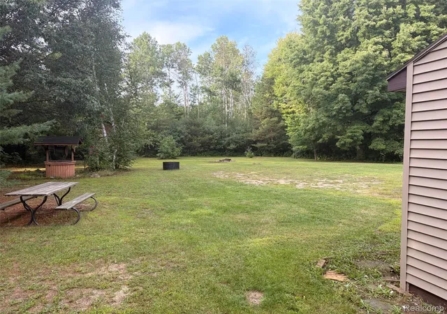 Photo 4 of Single family home for sale at 1452 W Isabella Rd, Midland, MI 48640 | MLS# 20261072648 | Listing updated on 2026-09-11