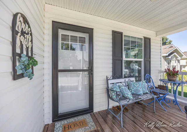 Photo 3 of Single family home for sale at 1537 N Teal Waters Dr, Jenison, MI 49428 | MLS# 65026047847 | Listing updated on 2026-09-16