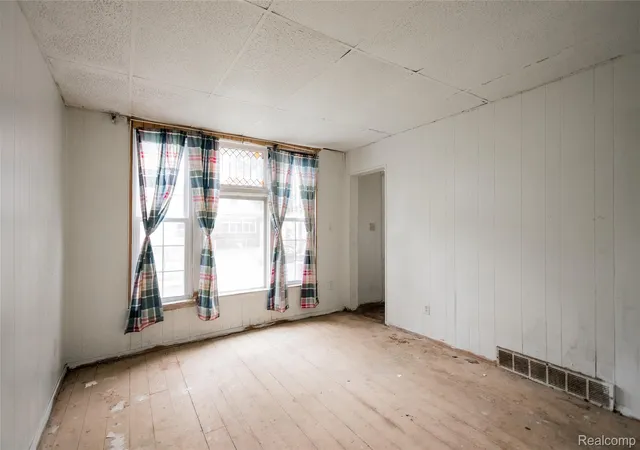 Photo 3 of Single family home for sale at 1553 25th Street, Detroit, MI 48216 | MLS# 20261072661 | Listing updated on 2026-09-12