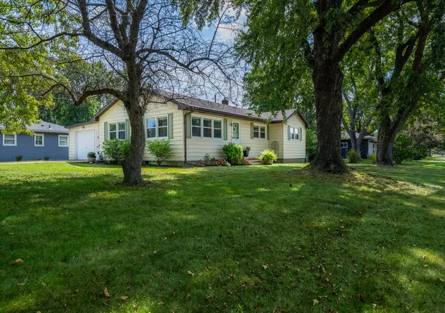 Photo 2 of Single family home for sale at 2791 Carrie Ln, Saint Joseph, MI 49085 | MLS# 69026047863 | Listing updated on 2026-09-13