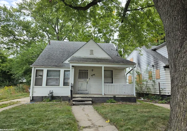 Photo 1 of Single family home for sale at 18269 Stout St, Detroit, MI 48219 | MLS# 58050221250 | Listing updated on 2026-09-09