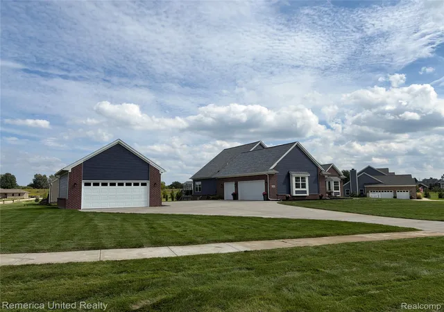 Photo 3 of Single family home for sale at 1303 Cedar Meadows Dr, White Lake, MI 48383 | MLS# 20261072696 | Listing updated on 2026-09-13