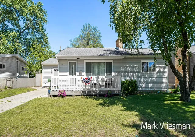 Photo 1 of Single family home for sale at 3125 Coolidge Rd, Muskegon, MI 49441 | MLS# 71026047876 | Listing updated on 2026-09-18