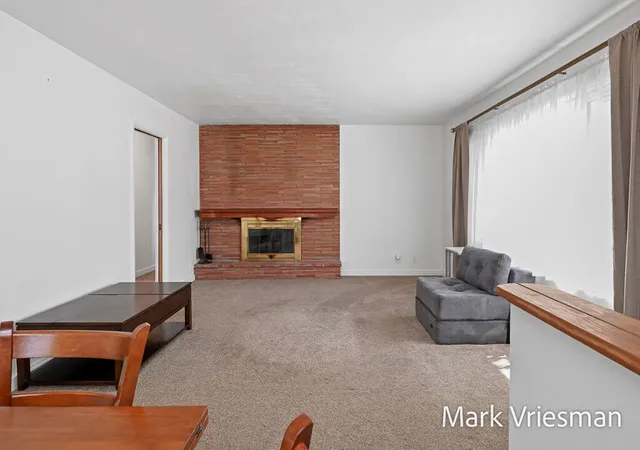 Photo 4 of Single family home for sale at 3125 Coolidge Rd, Muskegon, MI 49441 | MLS# 71026047876 | Listing updated on 2026-09-18