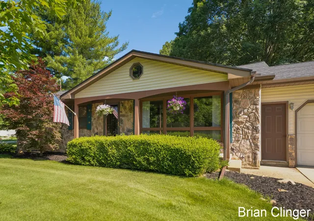 Photo 2 of Single family home for sale at 4161 Springfield Ct, Hudsonville, MI 49426 | MLS# 65026047879 | Listing updated on 2026-09-14
