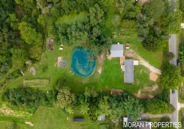 Photo 3 of Single family home for sale at 3163 Pillon Rd, Muskegon, MI 49445 | MLS# 65026047878 | Listing updated on 2026-09-18