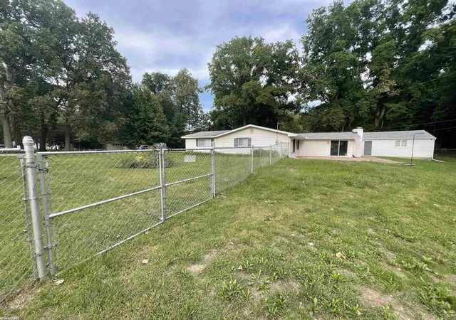 Photo 3 of Single family home for sale at 4720 Marcella Dr, Shelby Township, MI 48317 | MLS# 58050221257 | Listing updated on 2026-09-09